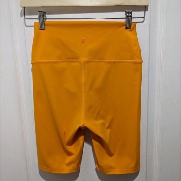SoulCycle | Milestone High Rise logo Bike Short 8" in Orange - Picture 2 of 8